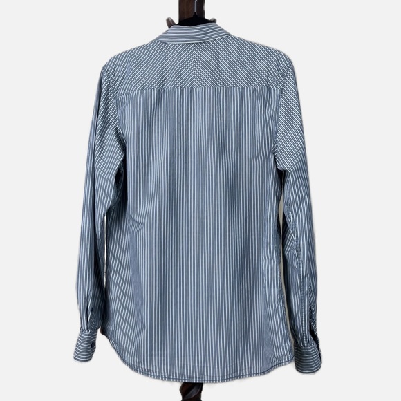 O’Neill Men’s Button Up Striped Shirt  Size L Gray and White - Picture 2 of 11